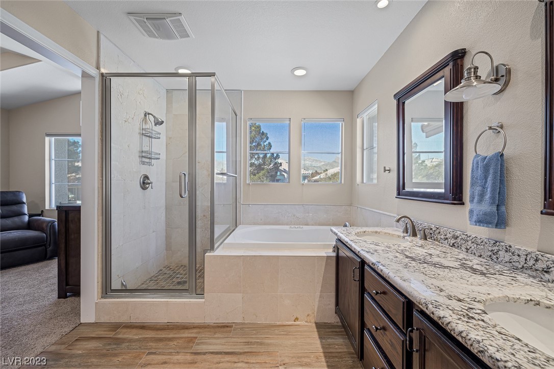 1608 Scenic Peak Street