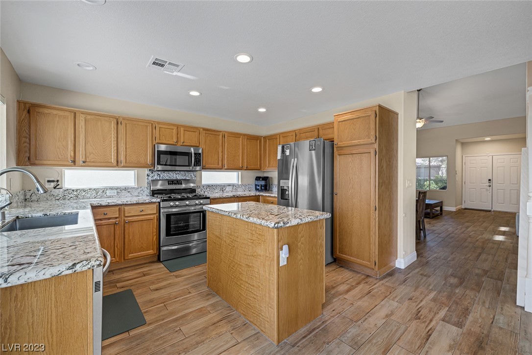 1608 Scenic Peak Street