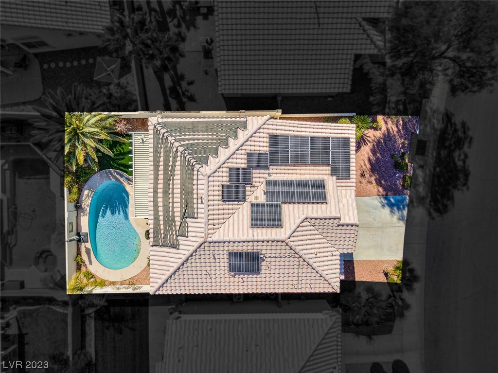 1608 Scenic Peak Street