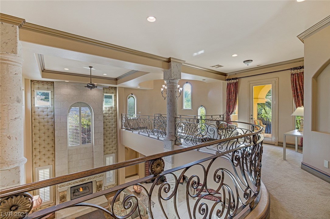 9513 Tournament Canyon Drive