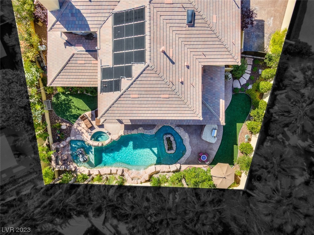 9513 Tournament Canyon Drive