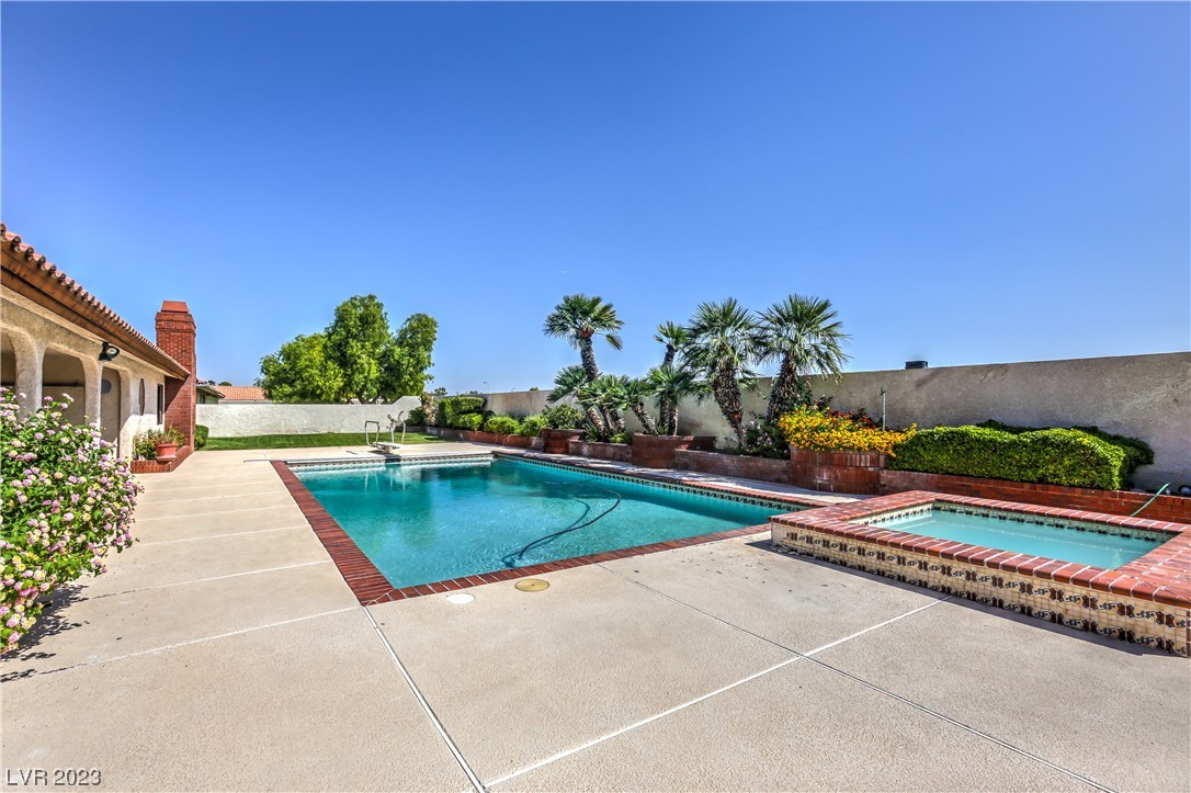 3360 Camino Gardens Way