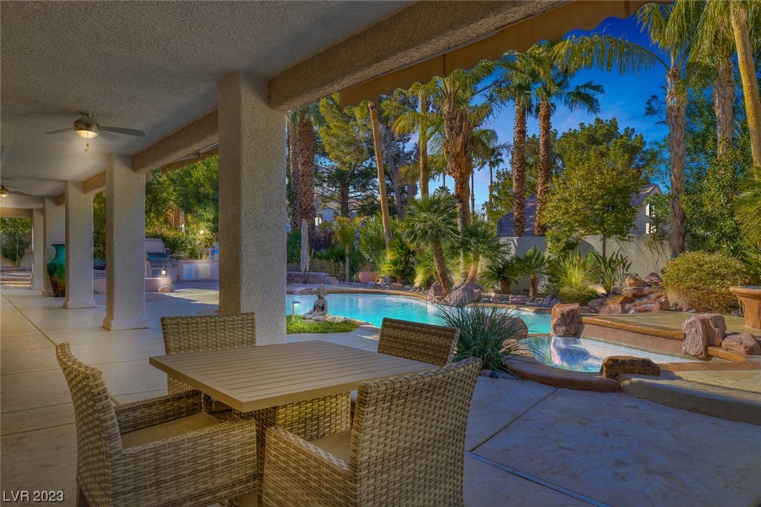 2205 Versailles Court