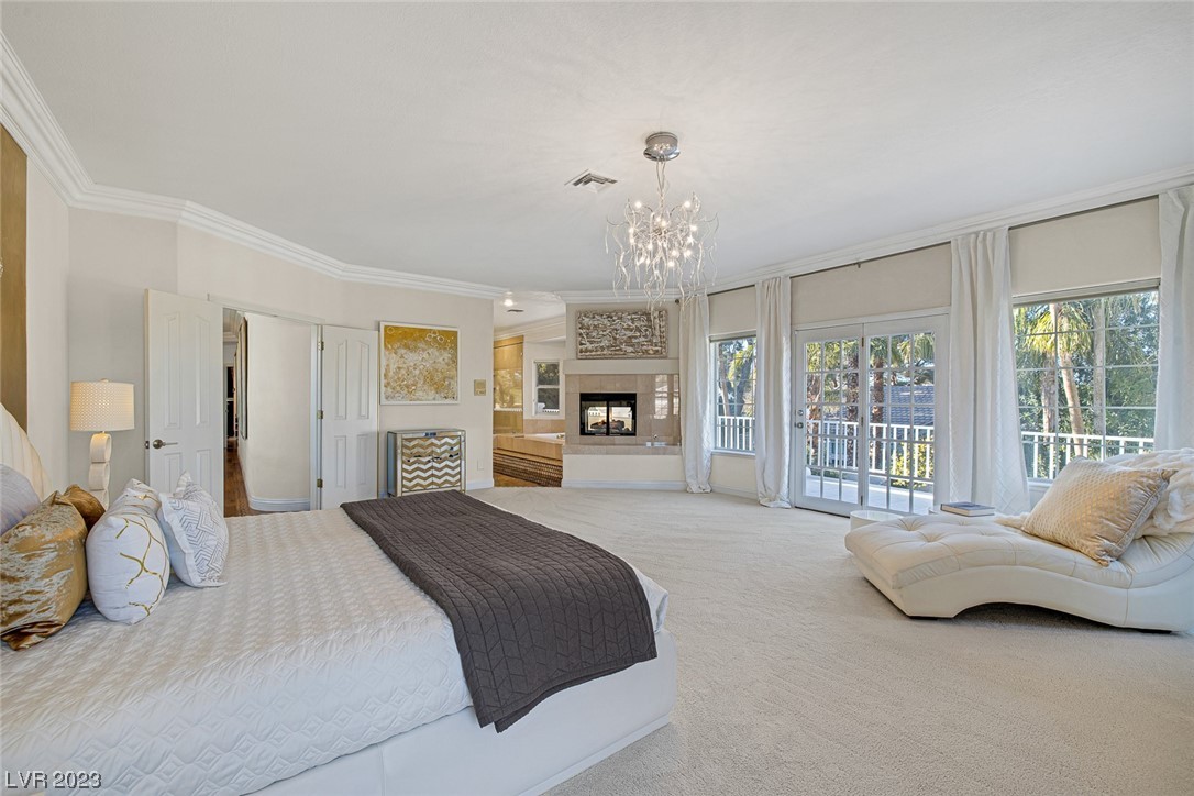 2205 Versailles Court