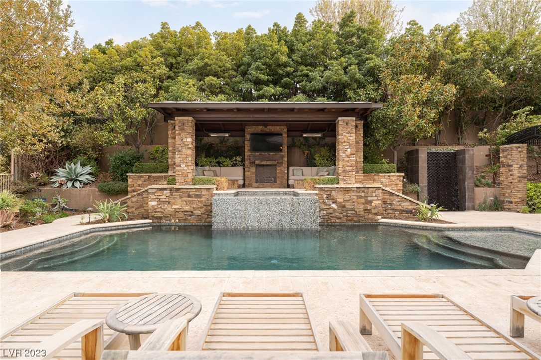 26 Chalet Hills Terrace