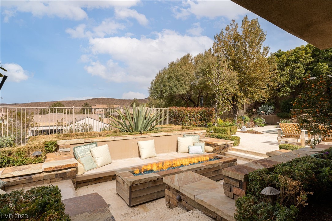 26 Chalet Hills Terrace