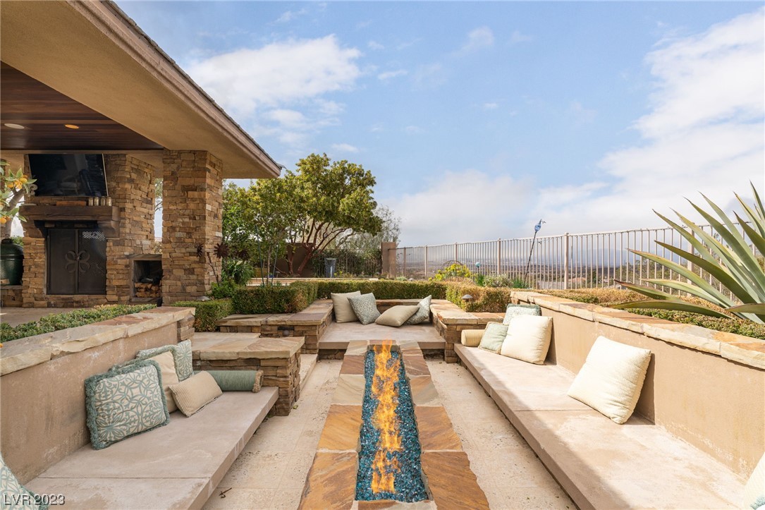 26 Chalet Hills Terrace