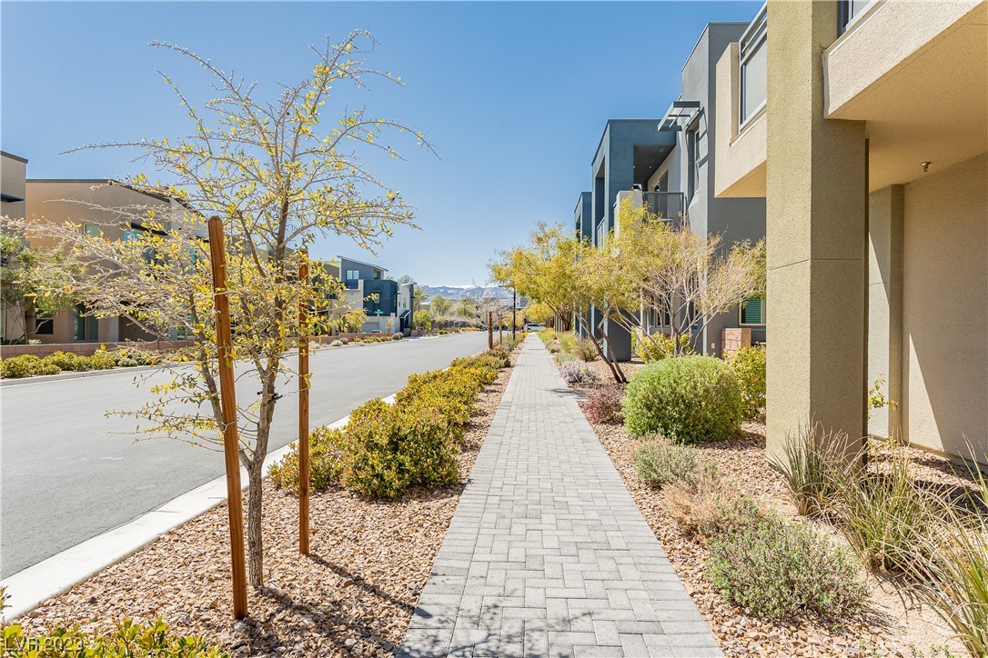 11251 Hidden Peak Avenue 305