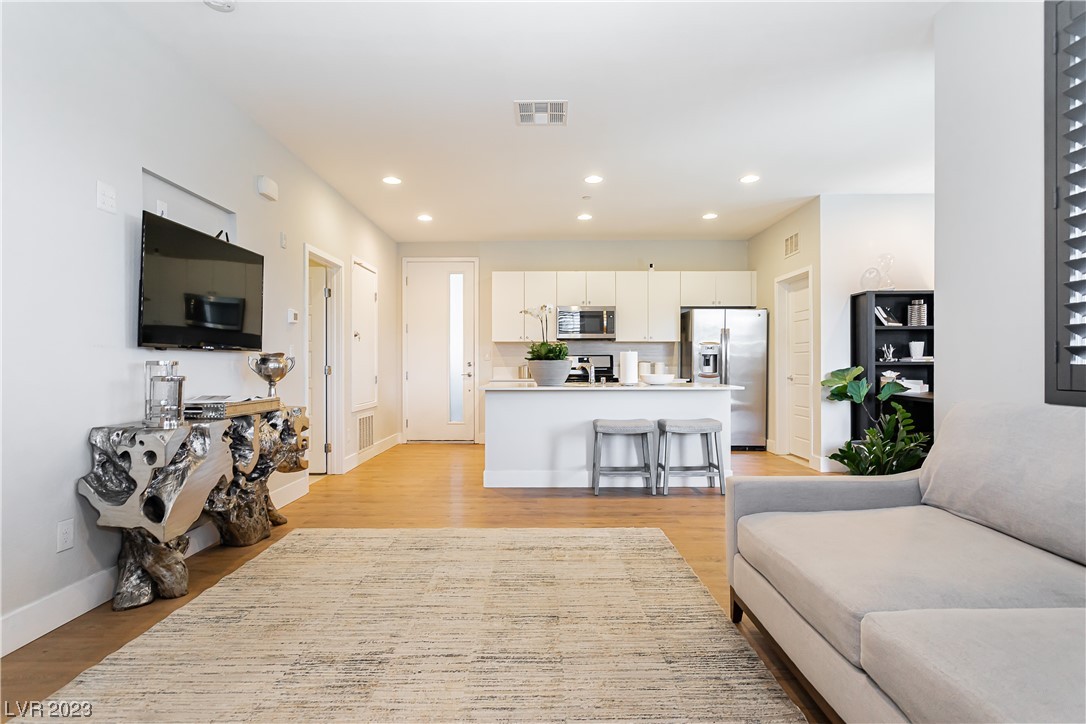 11251 Hidden Peak Avenue 305
