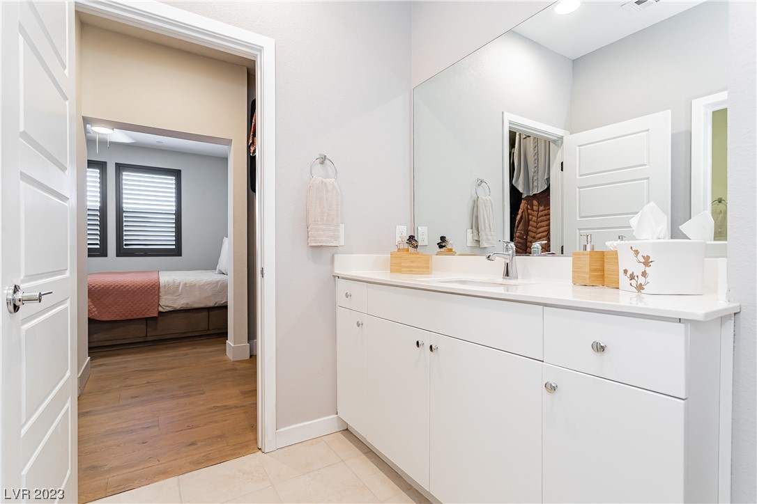 11251 Hidden Peak Avenue 305