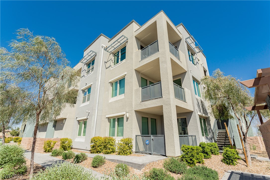 11251 Hidden Peak Avenue 305