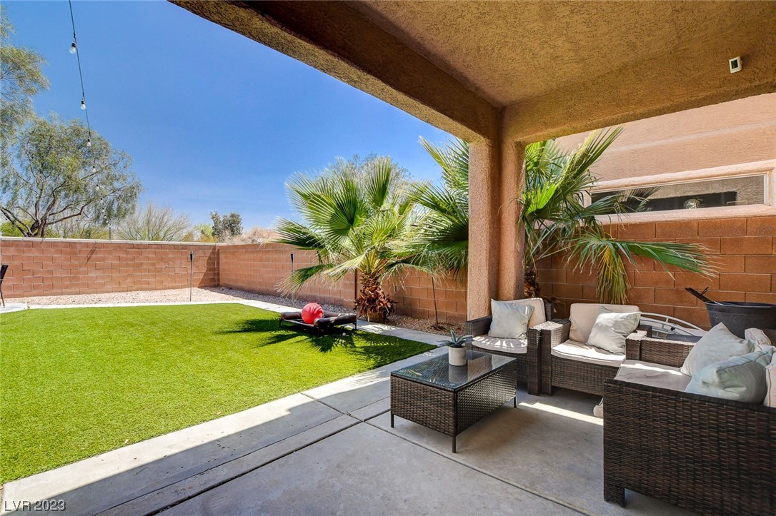 6140 Ozark Hike Street