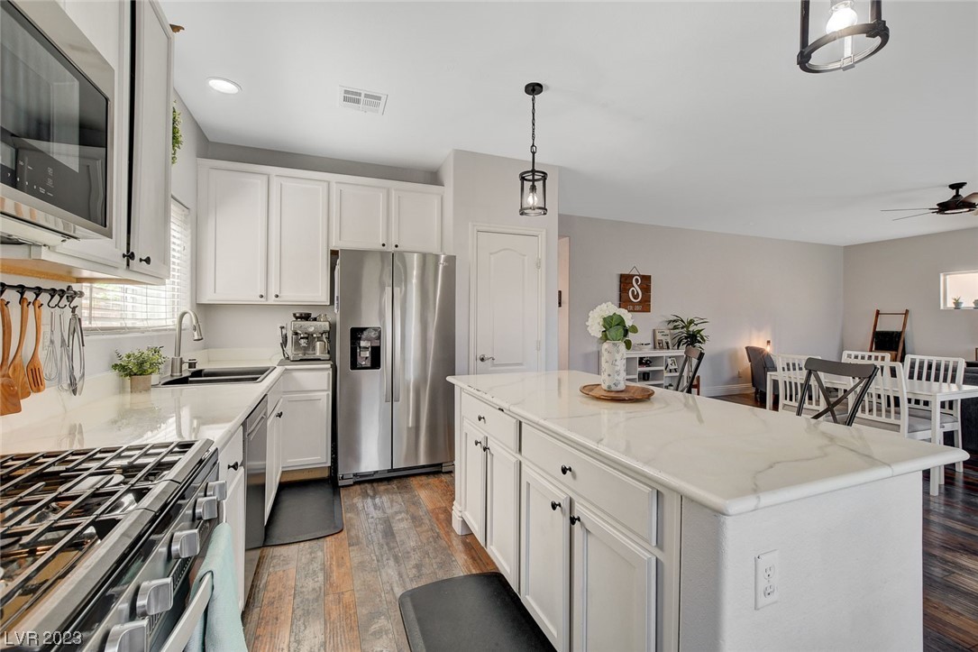 6140 Ozark Hike Street
