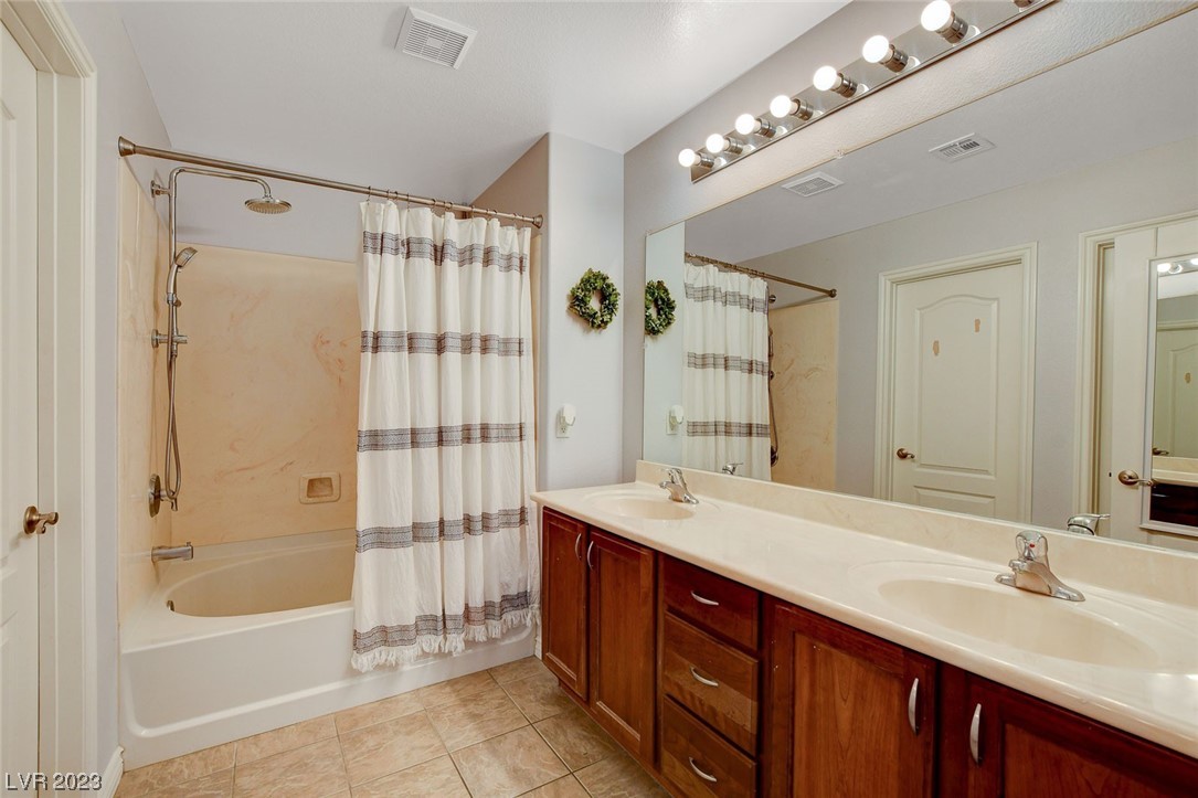6140 Ozark Hike Street
