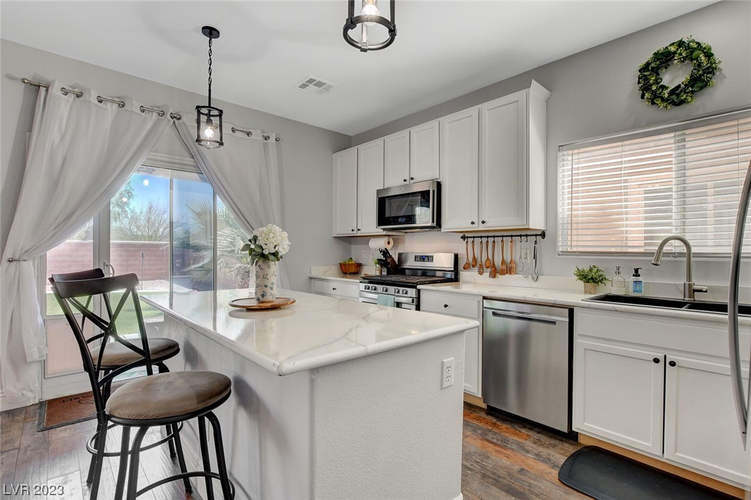 6140 Ozark Hike Street