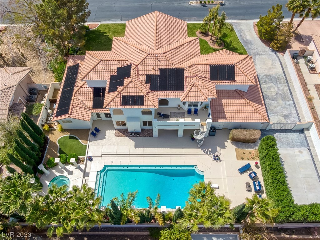 4720 Clay Peak Drive