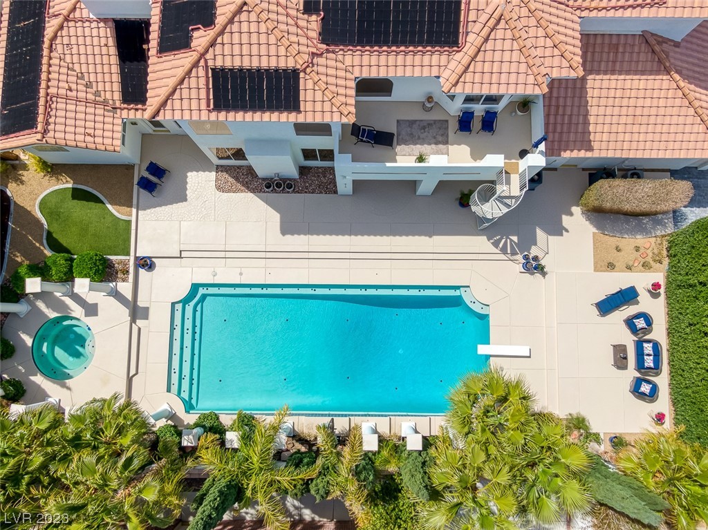 4720 Clay Peak Drive