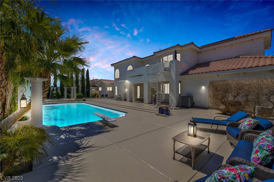 4720 Clay Peak Drive