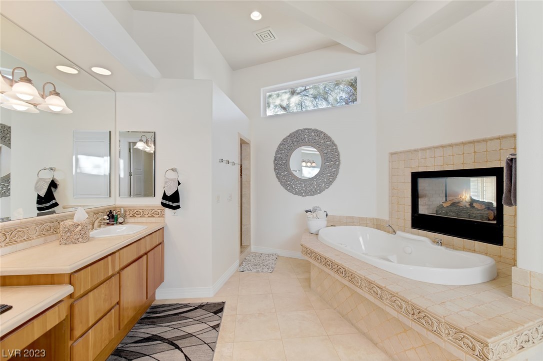 8109 Via Del Cerro Court