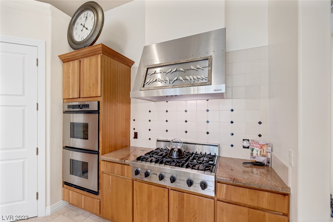 8109 Via Del Cerro Court