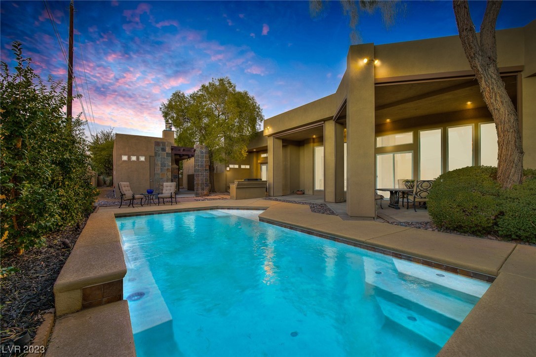 8109 Via Del Cerro Court