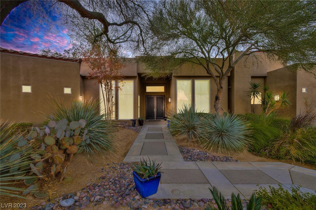 8109 Via Del Cerro Court