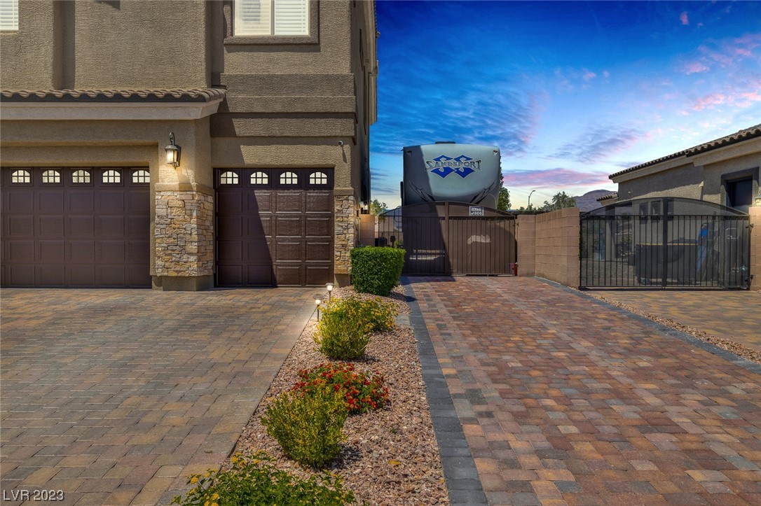 7350 Orchard Harvest Avenue