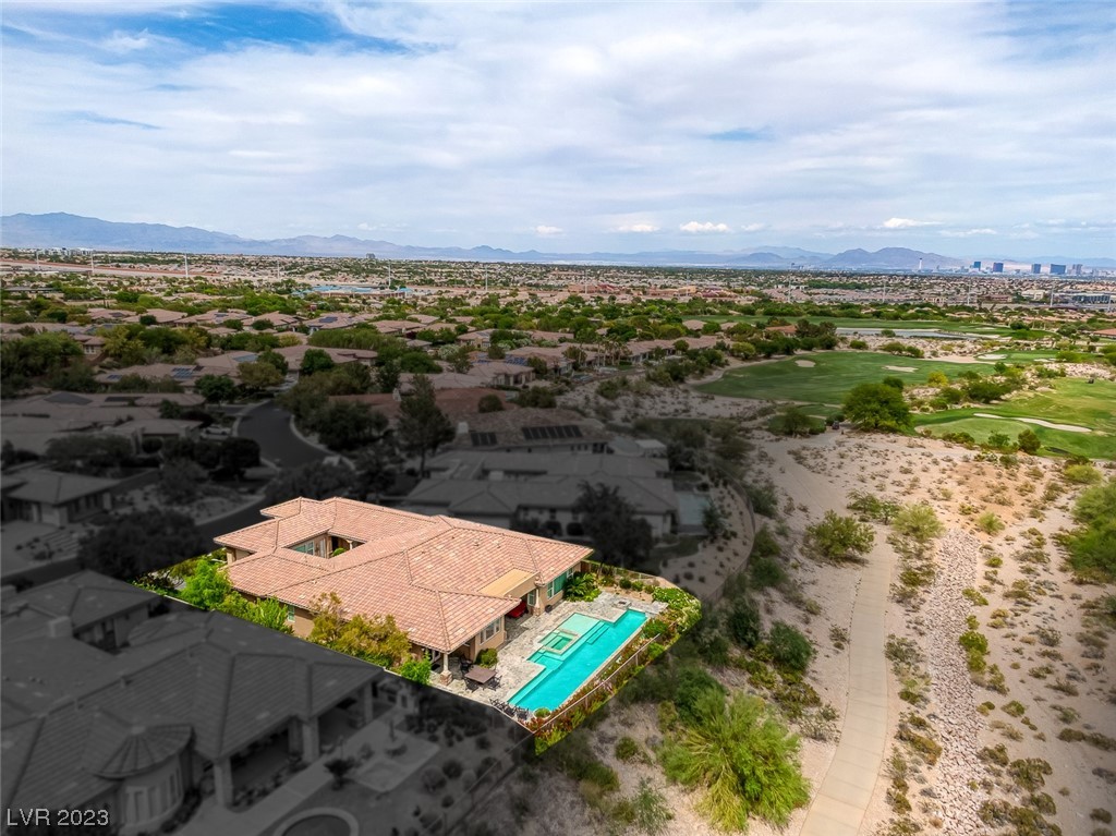 67 Panorama Crest Avenue