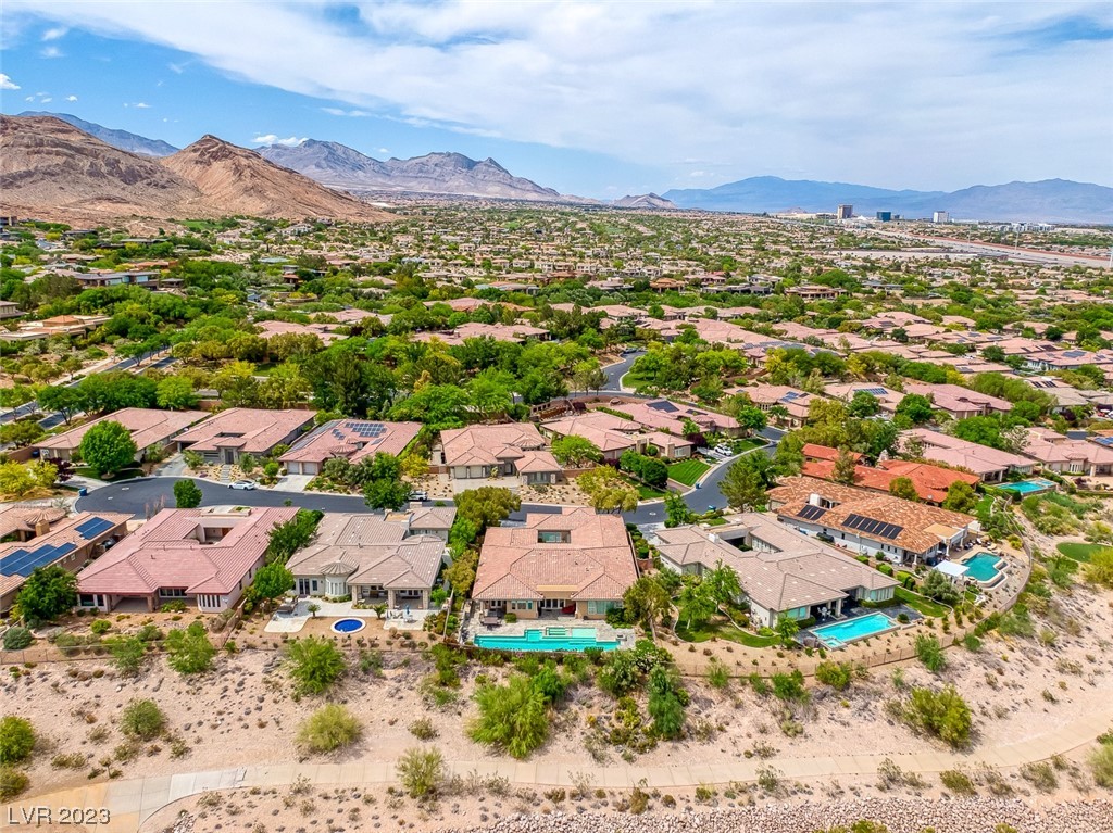 67 Panorama Crest Avenue