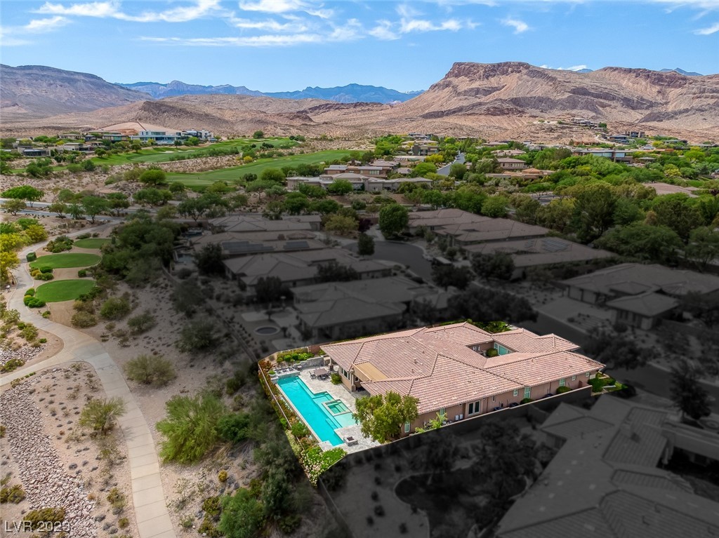 67 Panorama Crest Avenue