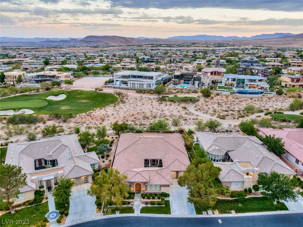 67 Panorama Crest Avenue