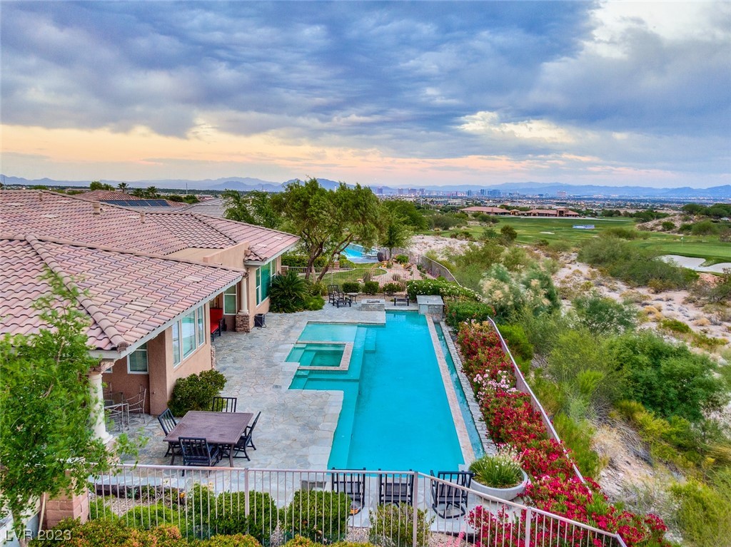 67 Panorama Crest Avenue