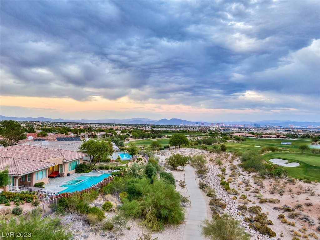 67 Panorama Crest Avenue