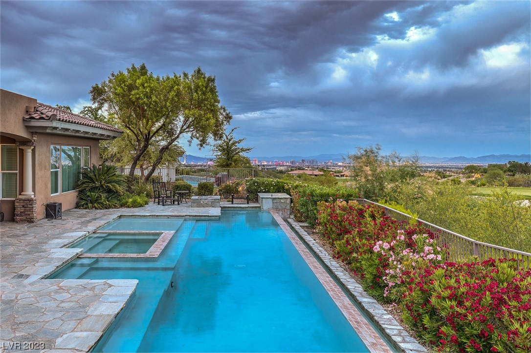 67 Panorama Crest Avenue