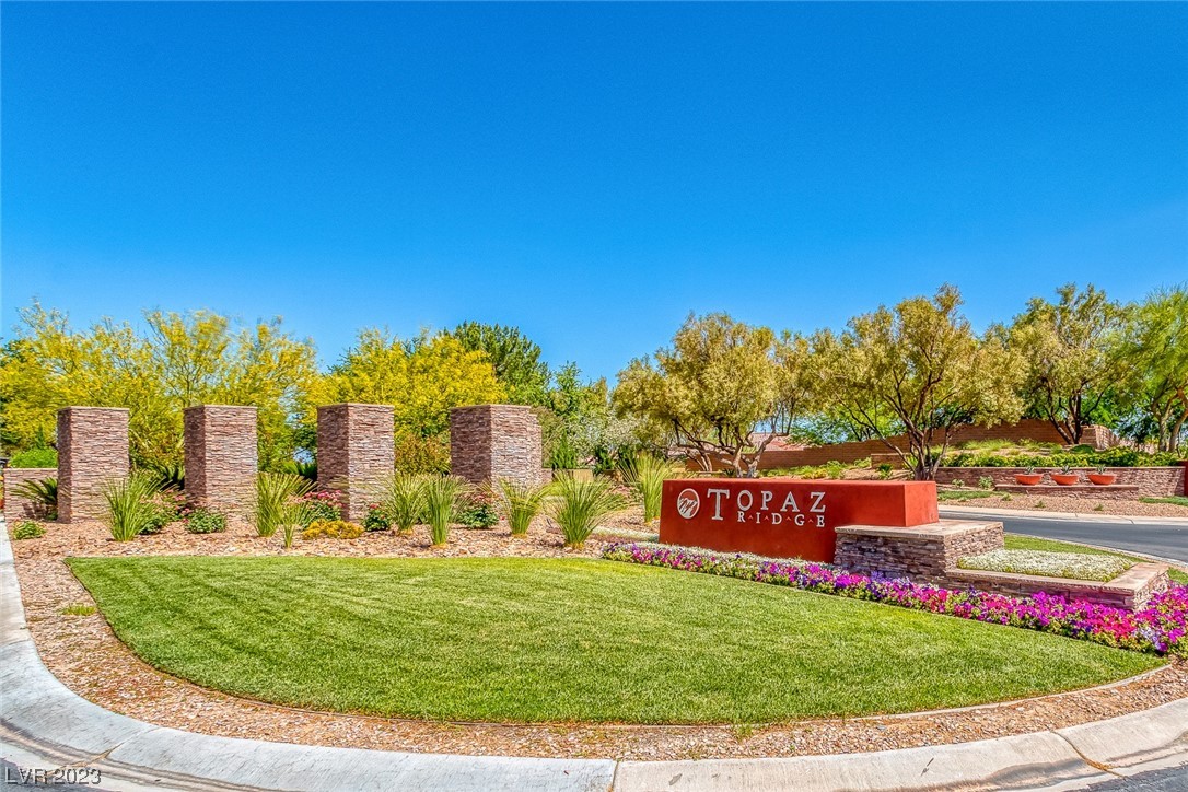 67 Panorama Crest Avenue