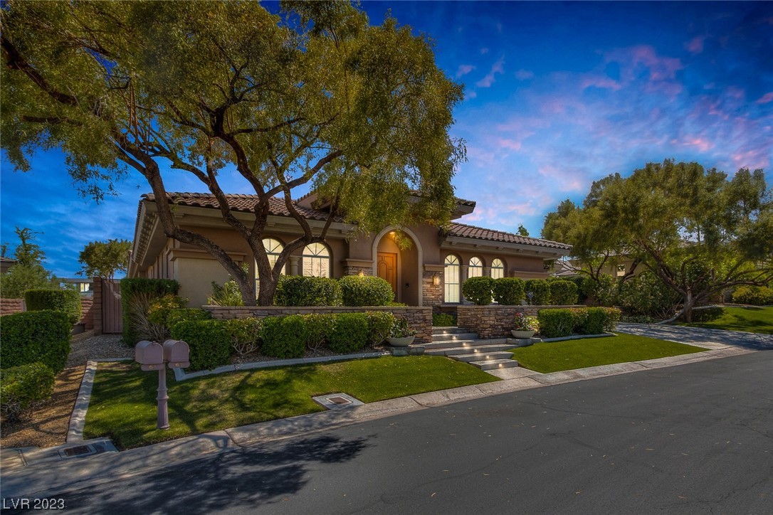 67 Panorama Crest Avenue