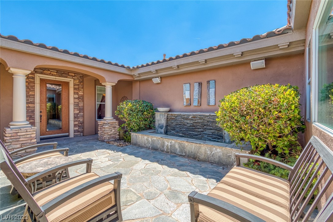 67 Panorama Crest Avenue