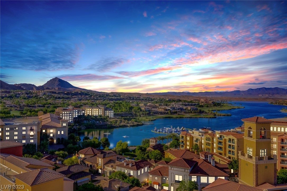 6 Costa Del Sol Court