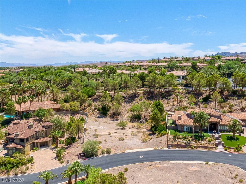 6 Costa Del Sol Court