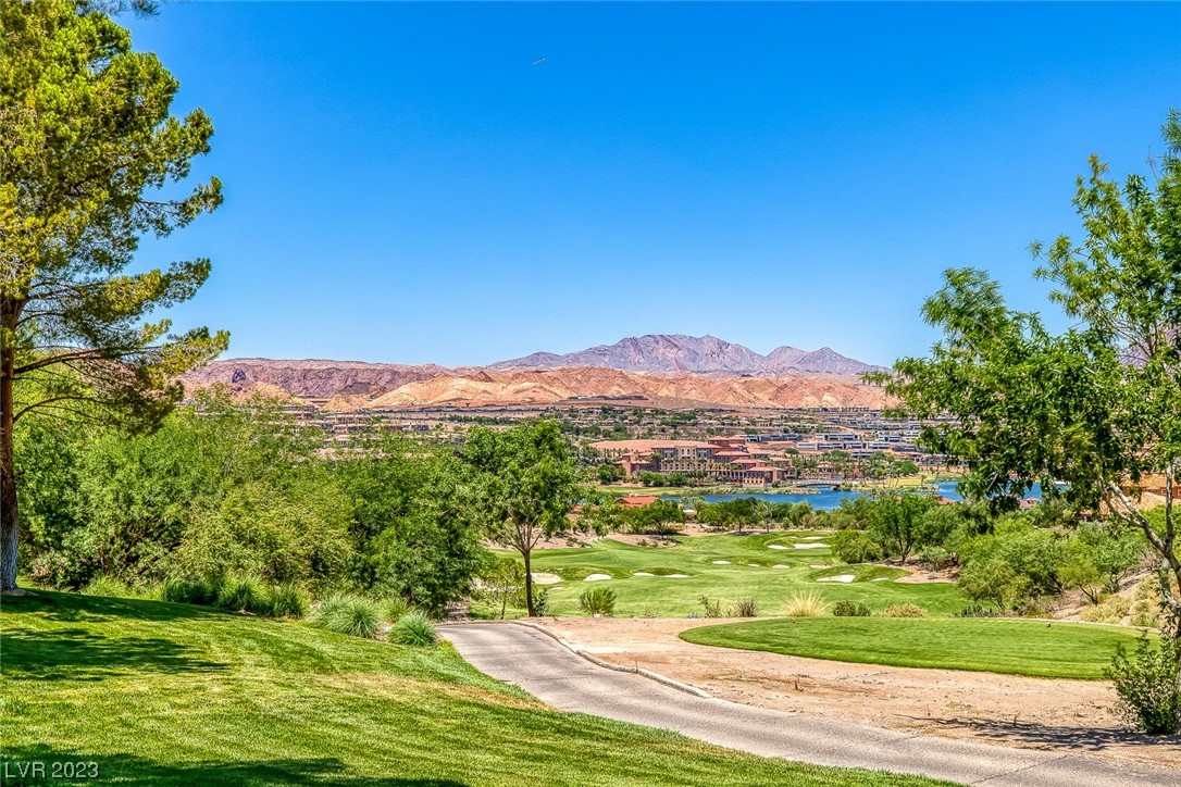 6 Costa Del Sol Court