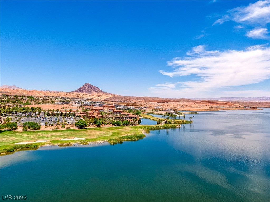 6 Costa Del Sol Court