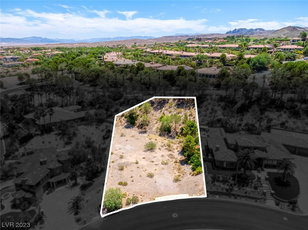 6 Costa Del Sol Court