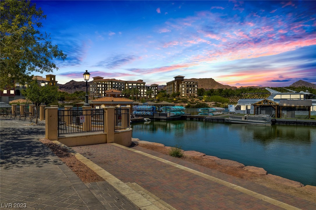 6 Costa Del Sol Court