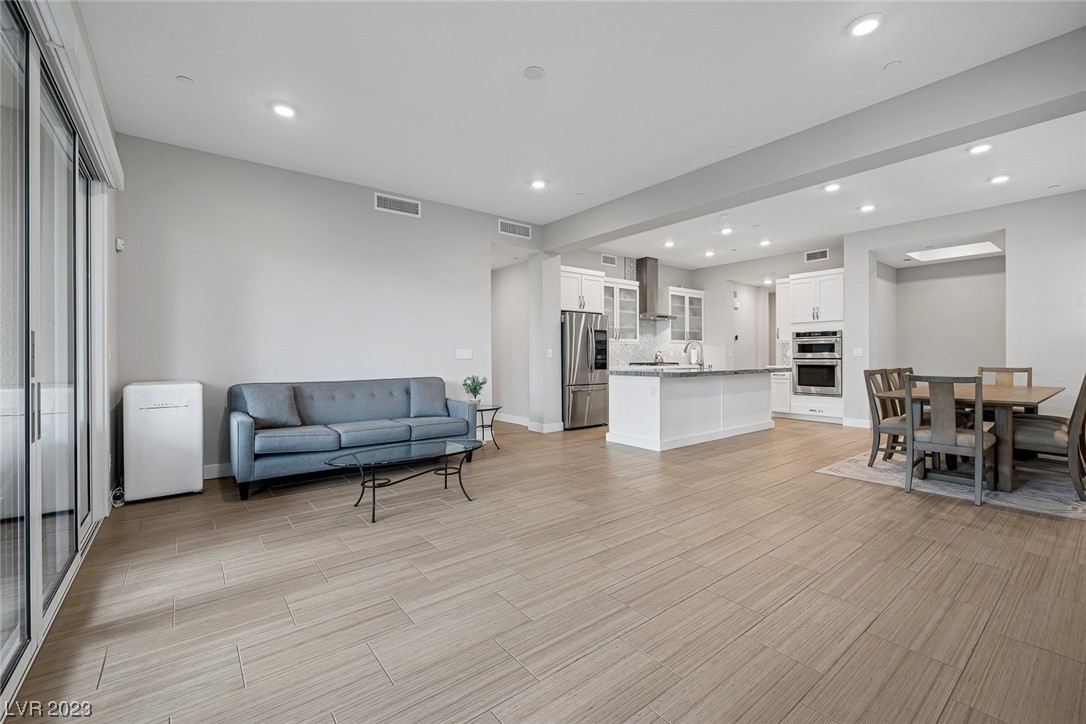 11280 Granite Ridge Drive 1030