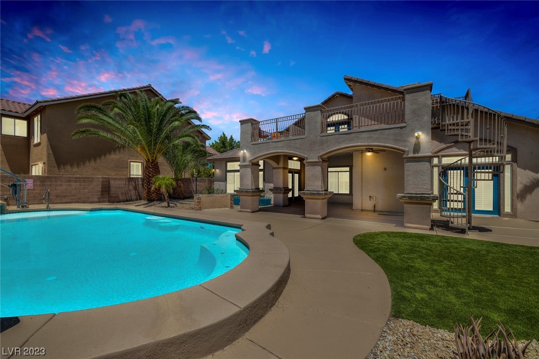 5913 Amber Station Avenue