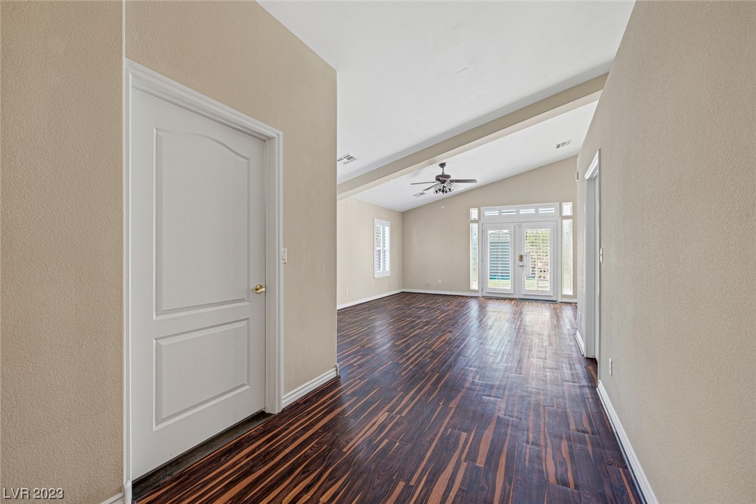 5913 Amber Station Avenue