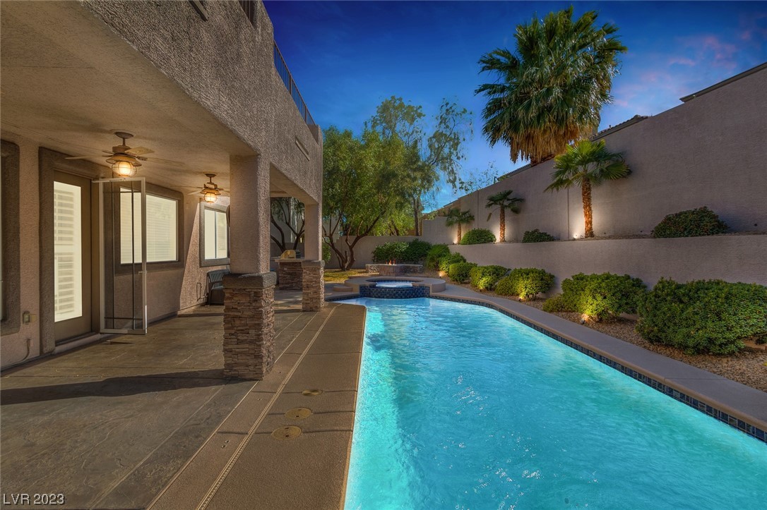 375 Tierras Blancos Court