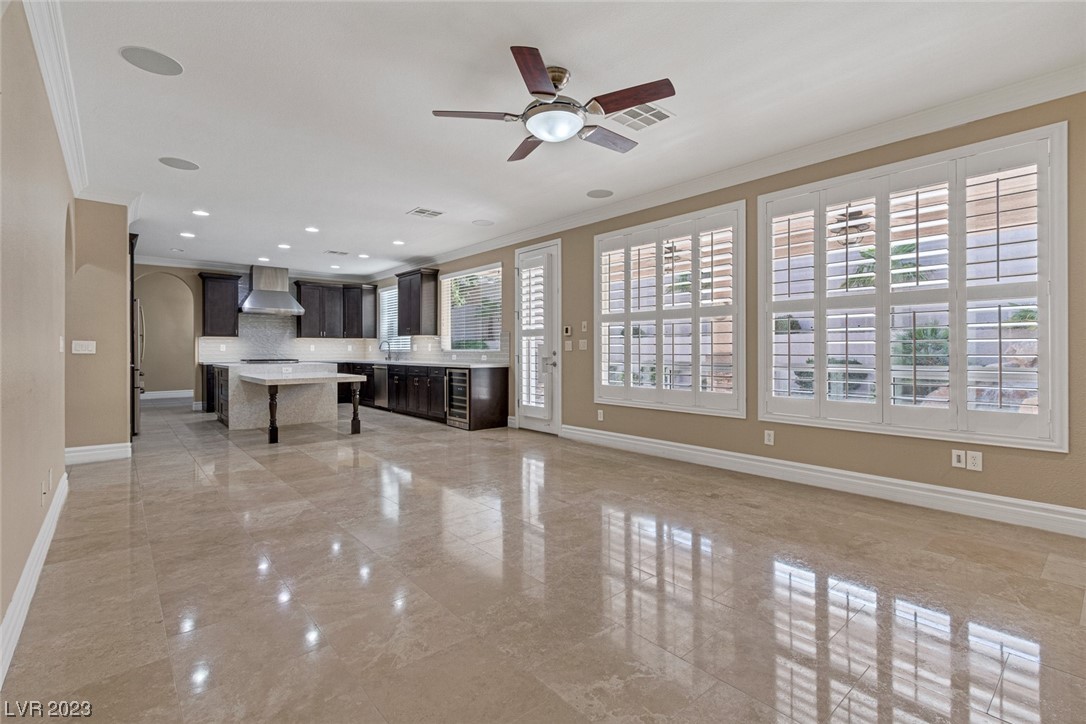 375 Tierras Blancos Court