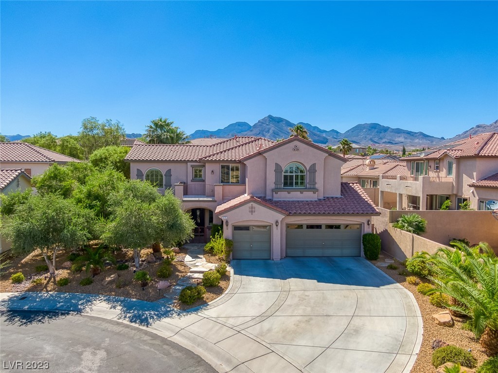 375 Tierras Blancos Court