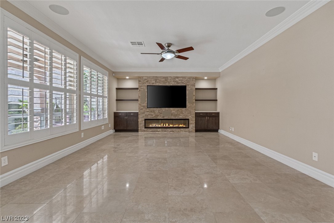 375 Tierras Blancos Court